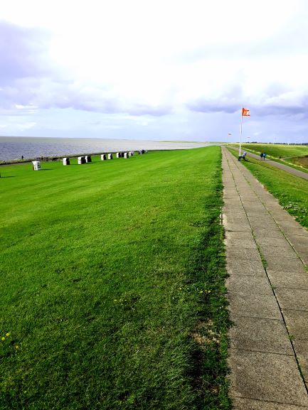 Blick vom Deich auf die Nordsee