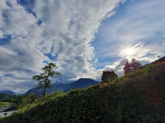 Eine Reise in das Berchtesgadener Land Wolken über Bad Reichenhall